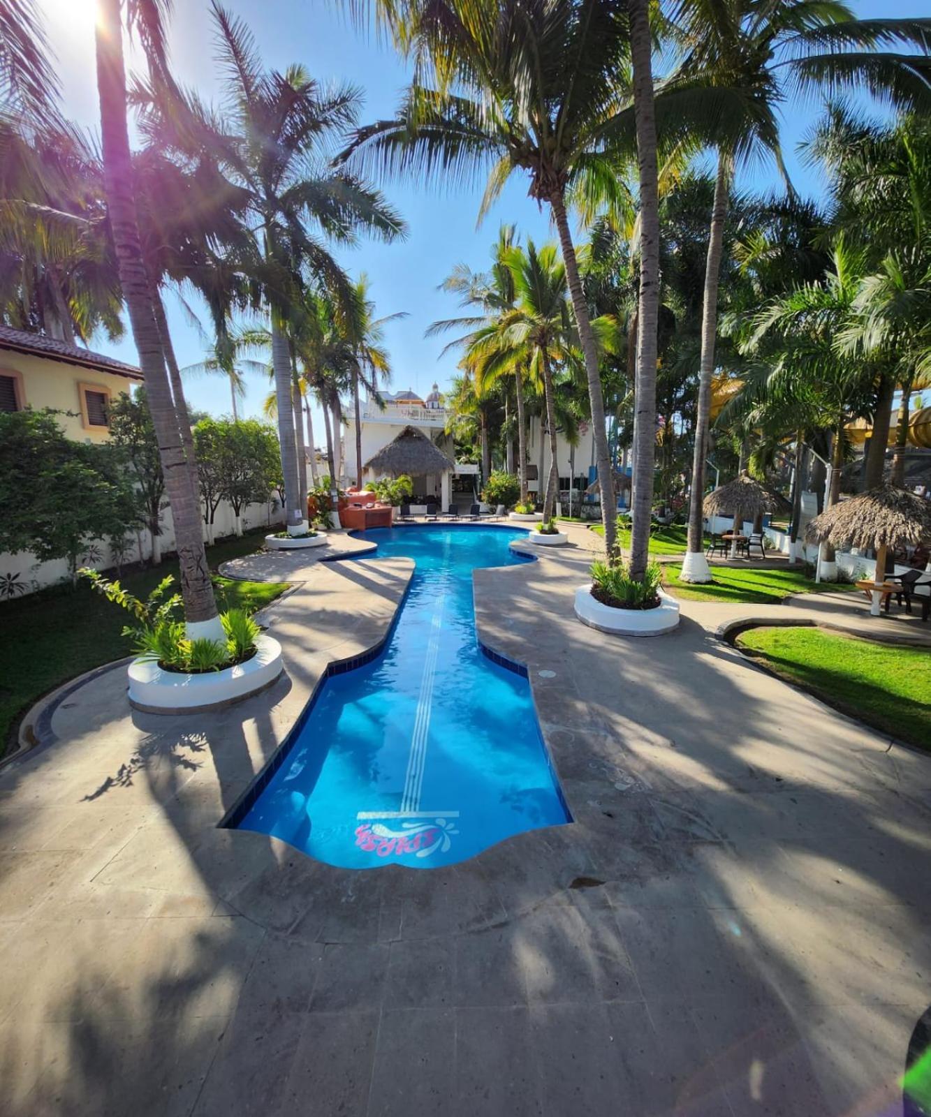 Splash Inn Nuevo Vallarta & Parque Acuatico Exterior photo